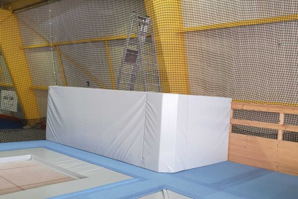 Sporthalle Färbi 4