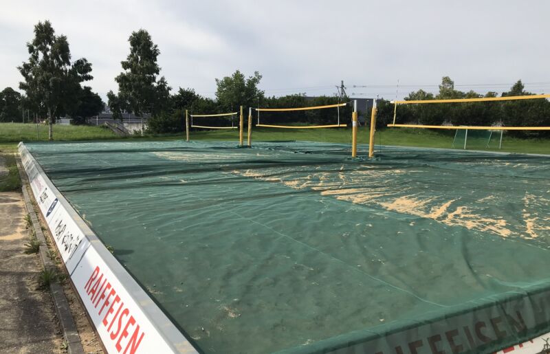 Beachvolleyball-Abdecknetz Bronschhofen