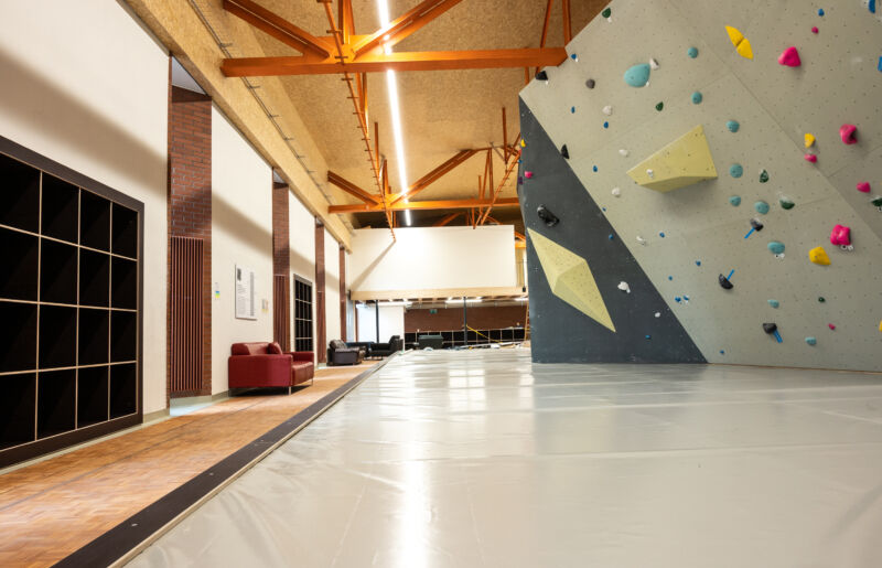 Spinnerei Indoor Bouldermatte 4