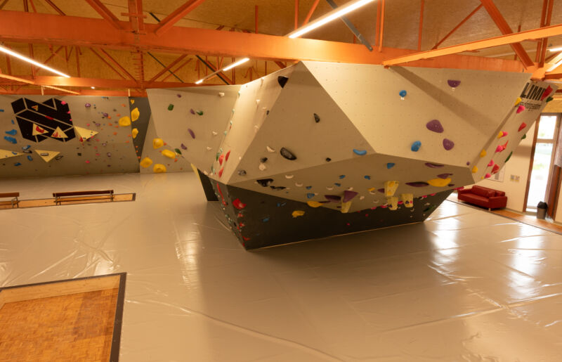 Spinnerei Indoor Bouldermatte 1