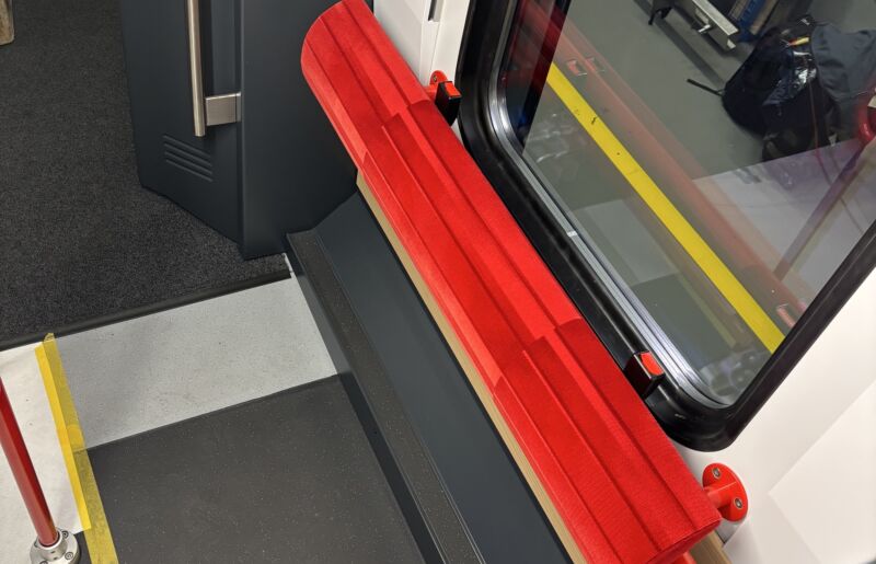 ÖBB Stehhilfen 2