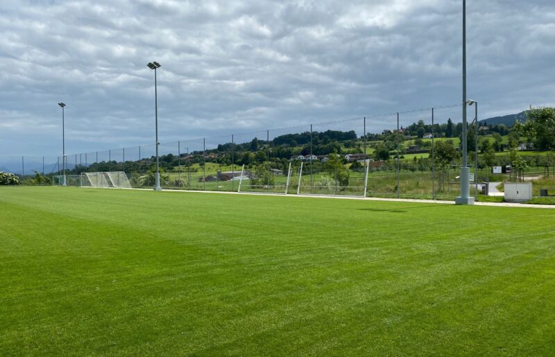 Sportplatz Bützel Schutzpolster 1